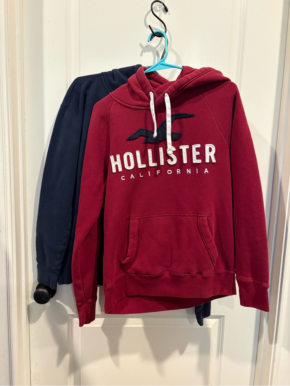 Lot of 2- Hollister Men's Pullover Hoodies Small